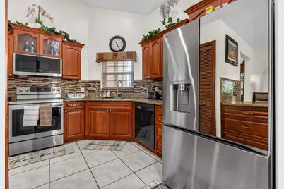 7365 NW 54th Court, Lauderhill, FL 33319 - Photo 6