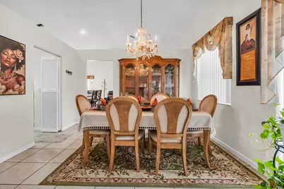 7365 NW 54th Court, Lauderhill, FL 33319 - Photo 18