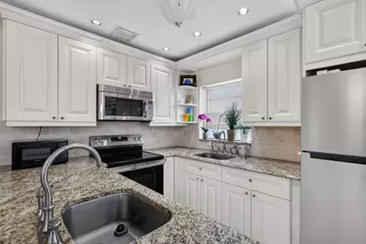 181 Coventry H, West Palm Beach, FL 33417 - Photo 8