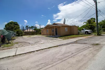 242 SW 7th Court, Deerfield Beach, FL 33441 - Photo 4