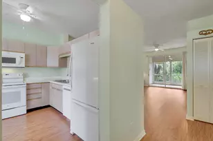 18081 SE Country Club Dr, Tequesta, FL 33469 - Photo 10