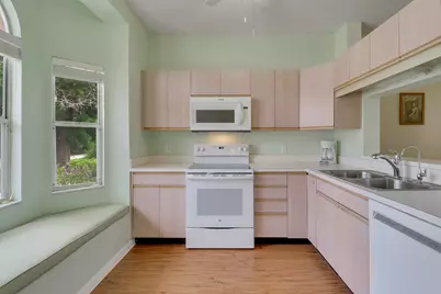 18081 SE Country Club Drive #37-361, Tequesta, FL 33469 - Photo 6