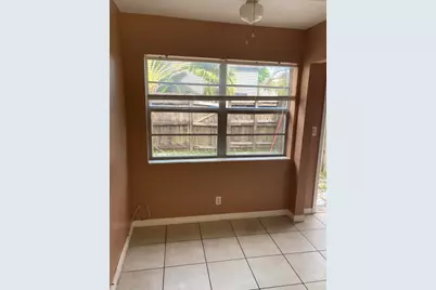 4715 NW 9th Drive #4715, Plantation, FL 33317 - Photo 4
