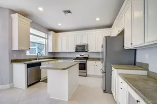 3613 Burchs Cove, West Palm Beach, FL 33411 - Photo 14