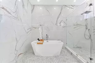 18 Nurmi Dr, Fort Lauderdale, FL 33301 - Photo 38