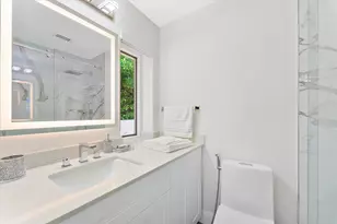 18 Nurmi Dr, Fort Lauderdale, FL 33301 - Photo 48