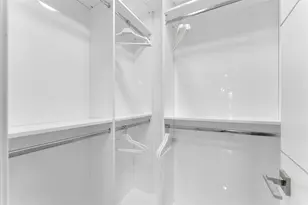 18 Nurmi Dr, Fort Lauderdale, FL 33301 - Photo 56