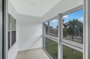 12600 SW 5th Ct, Pembroke Pines, FL 33027 - Photo 28