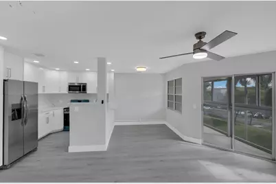 12600 SW 5th Court #414L, Pembroke Pines, FL 33027 - Photo 2