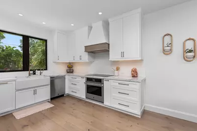 2400 NE 27th Avenue, Fort Lauderdale, FL 33305 - Photo 14
