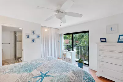 702 NW 98th Circle, Plantation, FL 33324 - Photo 32