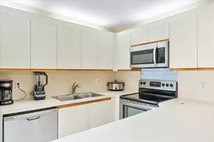 702 NW 98th Cir, Plantation, FL 33324 - Photo 16