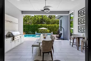 904 NW 2nd St, Boca Raton, FL 33486 - Photo 32