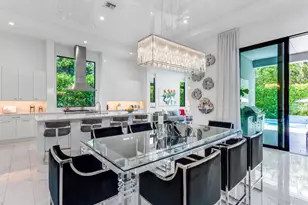 904 NW 2nd St, Boca Raton, FL 33486 - Photo 12