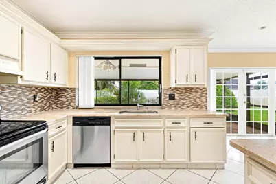 5088 Chelan Way, Lake Worth, FL 33467 - Photo 10
