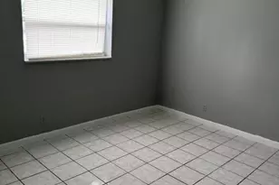 4231 NW 31st Ave, Lauderdale Lakes, FL 33309 - Photo 6