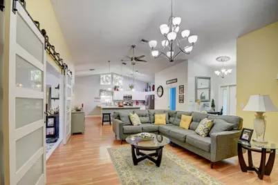 1098 Primrose Lane, Wellington, FL 33414 - Photo 4
