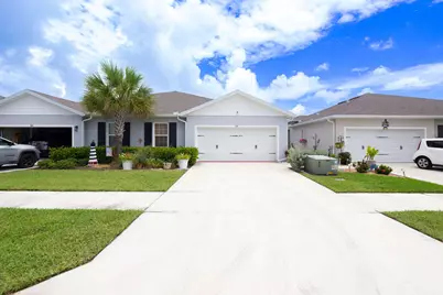 818 Persimmon Place, Fort Pierce, FL 34981 - Photo 2