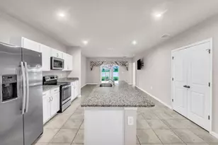 818 Persimmon Pl, Fort Pierce, FL 34981 - Photo 22