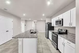 818 Persimmon Pl, Fort Pierce, FL 34981 - Photo 26