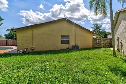 6126 Wauconda Way E, Greenacres, FL 33463 - Photo 28
