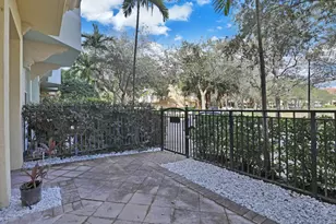 2425 San Pietro Cir, Palm Beach Gardens, FL 33410 - Photo 22