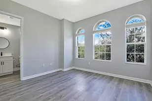 2425 San Pietro Cir, Palm Beach Gardens, FL 33410 - Photo 10