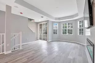 2425 San Pietro Cir, Palm Beach Gardens, FL 33410 - Photo 12