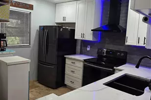 605 NW 47th St, Pompano Beach, FL 33064 - Photo 8