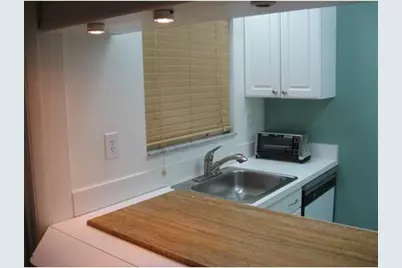 2400 NE 10th Street NE #305, Pompano Beach, FL 33062 - Photo 2