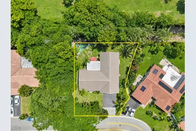 4203 NW 75th Avenue, Coral Springs, FL 33065 - Photo 4