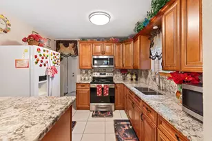 316 NW 44th Ave, Plantation, FL 33317 - Photo 4