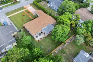 316 NW 44th Ave, Plantation, FL 33317 - Photo 26