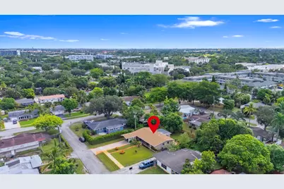 316 NW 44th Avenue, Plantation, FL 33317 - Photo 30