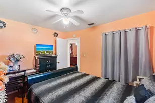 316 NW 44th Ave, Plantation, FL 33317 - Photo 16