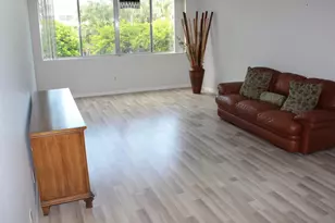 6698 10th Ave N, Lake Worth, FL 33467 - Photo 2