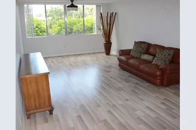 6698 10th Avenue N #218, Lake Worth, FL 33467 - Photo 2