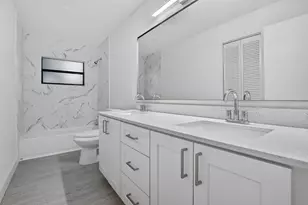 9820 NW 15th St, Plantation, FL 33322 - Photo 14