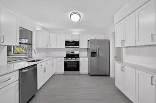 9820 NW 15th St, Plantation, FL 33322 - Photo 6