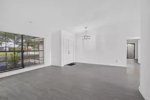 9820 NW 15th St, Plantation, FL 33322 - Photo 2