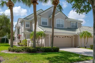 1676 SW Harbour Isles Cir, Port Saint Lucie, FL 34986 - Photo 2