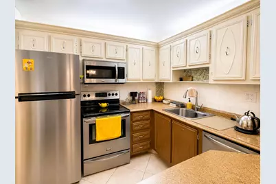 5680 SW 3rd Place #106, Margate, FL 33068 - Photo 2