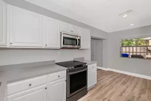 6720 SW 17th St, North Lauderdale, FL 33068 - Photo 10