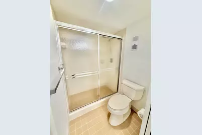 4725 Lucerne Lakes E #214, Lake Worth, FL 33467 - Photo 36