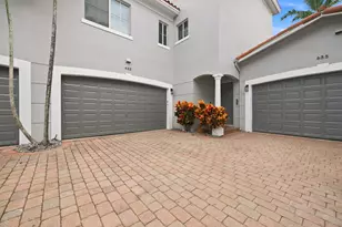 633 NE 11th Ave, Fort Lauderdale, FL 33304 - Photo 2