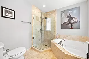 633 NE 11th Ave, Fort Lauderdale, FL 33304 - Photo 20