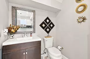 633 NE 11th Ave, Fort Lauderdale, FL 33304 - Photo 14