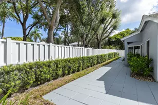 9822 NW 2nd Ct, Plantation, FL 33324 - Photo 30
