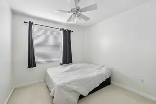 831 NW 130th Ave, Pembroke Pines, FL 33028 - Photo 12