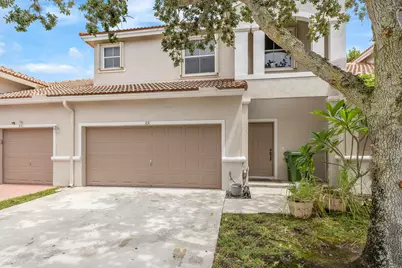831 NW 130th Avenue, Pembroke Pines, FL 33028 - Photo 2